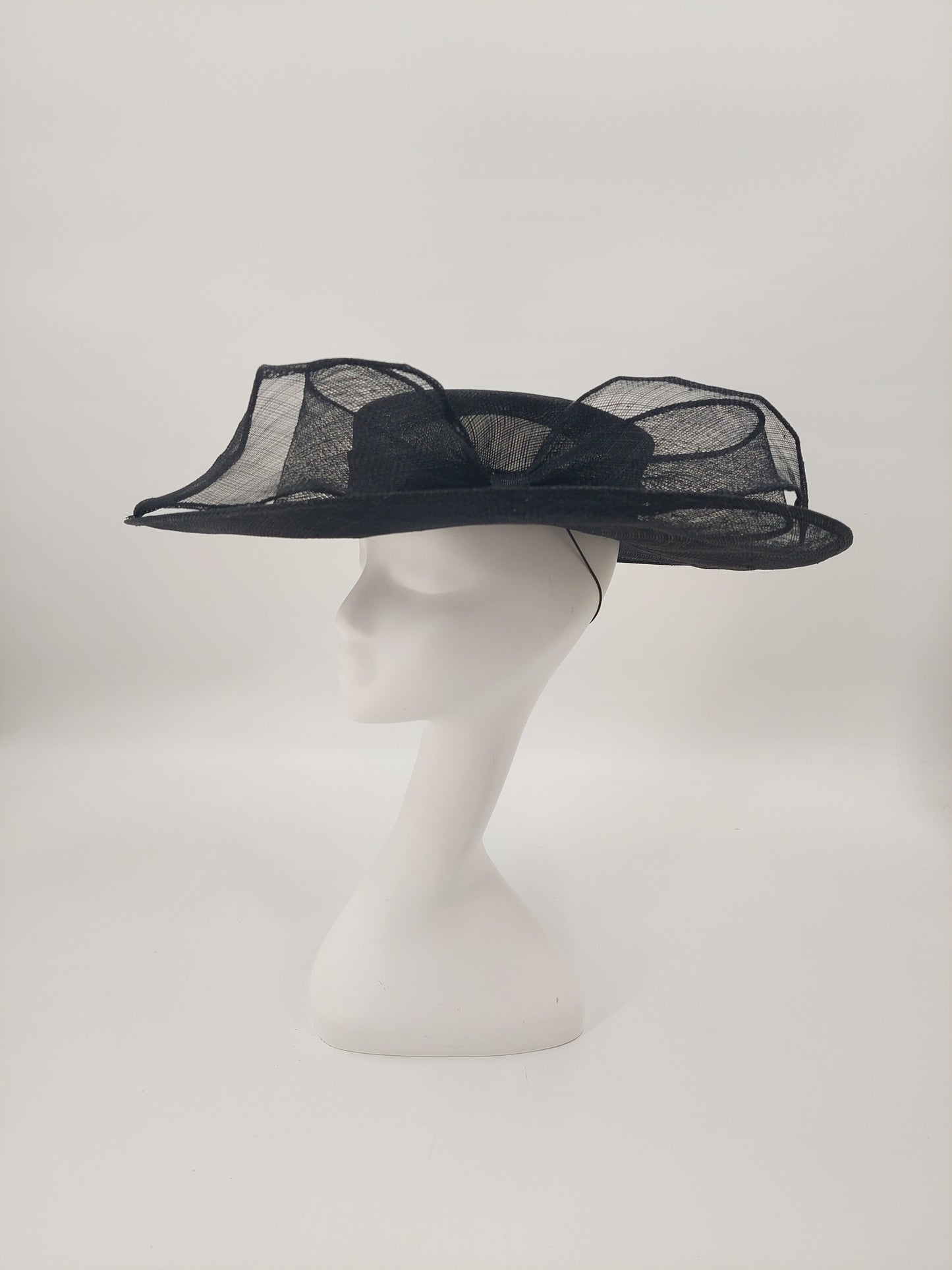 Hat Haven Millinery - Custom Kentucky Derby Hats and Fascinators. Official Milliner of the Kentucky Derby Museum. Featured in the Official Style Guide for the Kentucky Derby. Visit our pop up shop at the Hyatt Regency in downtown Louisville.