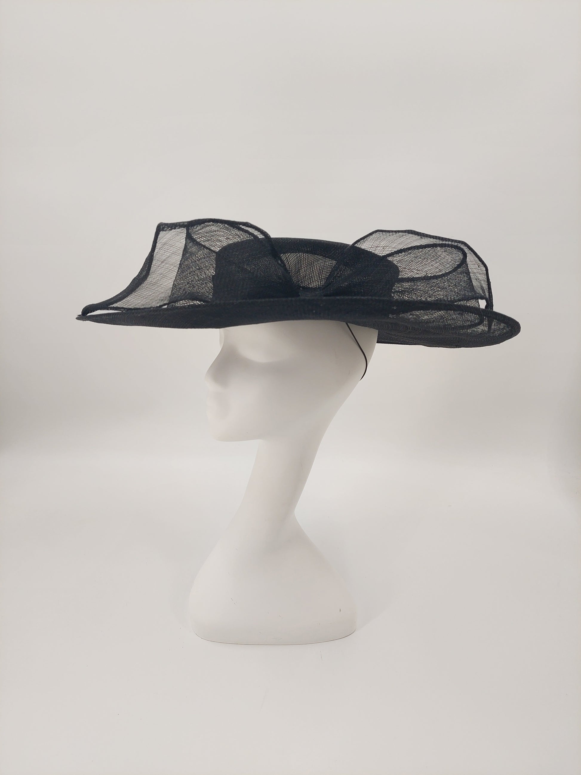 Hat Haven Millinery - Custom Kentucky Derby Hats and Fascinators. Official Milliner of the Kentucky Derby Museum. Featured in the Official Style Guide for the Kentucky Derby. Visit our pop up shop at the Hyatt Regency in downtown Louisville.