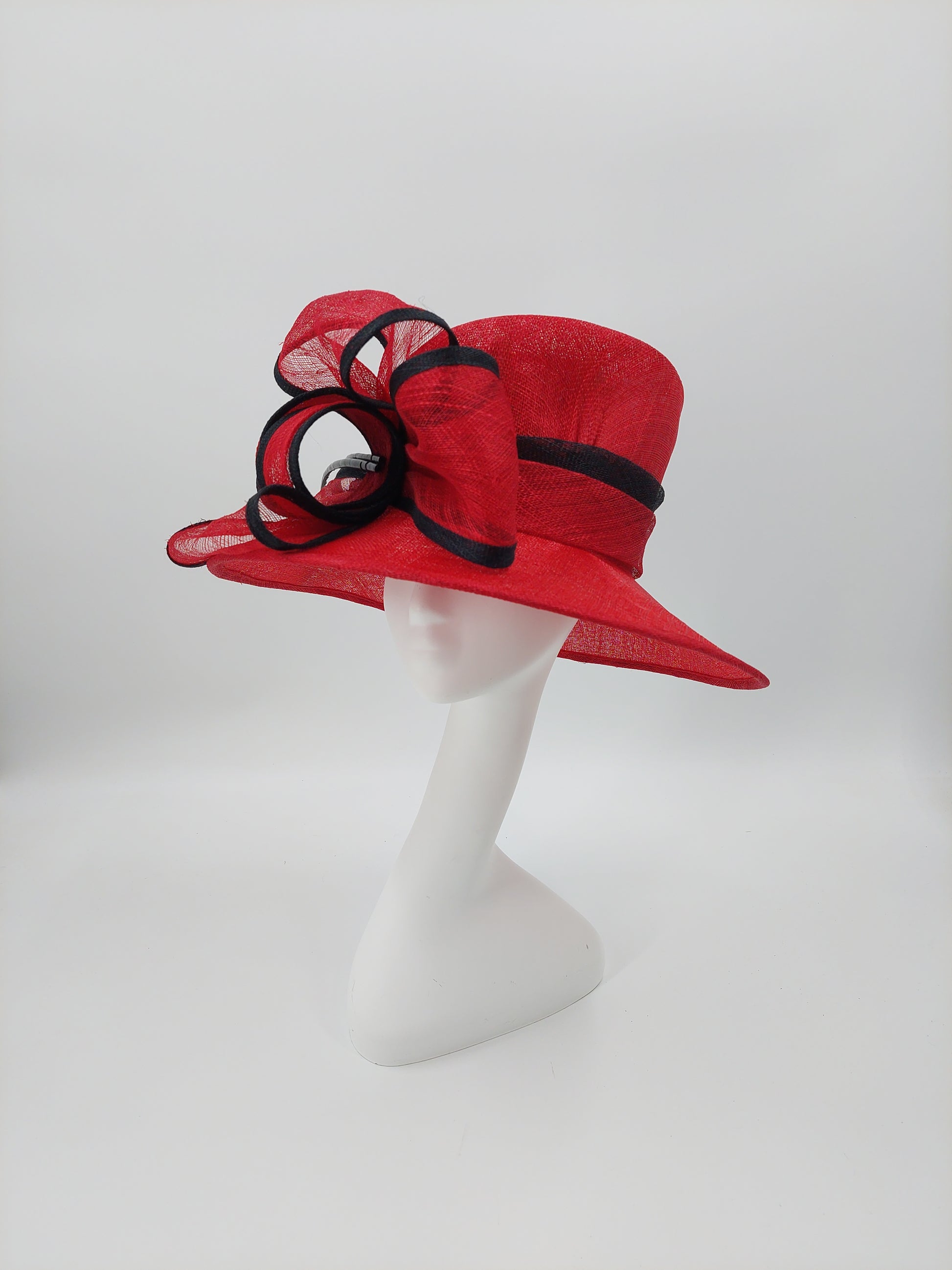 Hat Haven Millinery - Custom Kentucky Derby Hats & Fascinators in Louisville, Kentucky