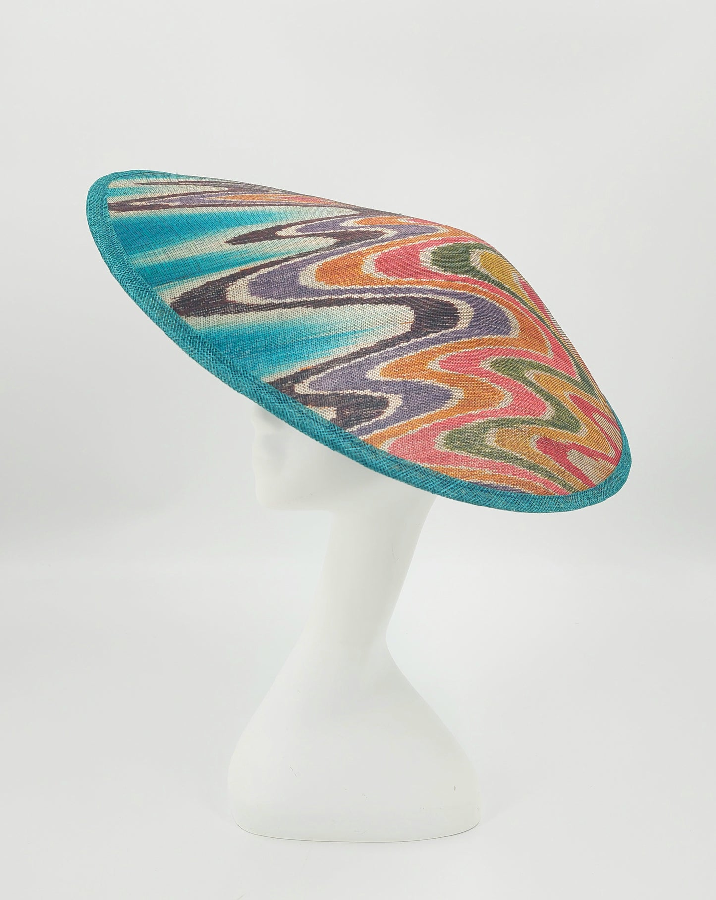 Find bold Kentucky Derby hats and custom millinery at Hat Haven Millinery, featuring handcrafted, luxury headwear for race day events.