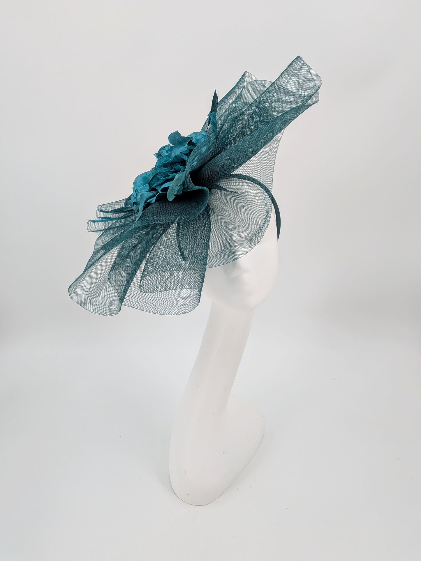 Hat Haven Millinery
Kentucky Derby hats
Kentucky Derby millinery
Derby hats for women
women’s Derby hats
luxury Kentucky Derby hats
custom Kentucky Derby hats
statement Derby hats
unique Derby hats
Derby day headpieces
Churchill Downs hats