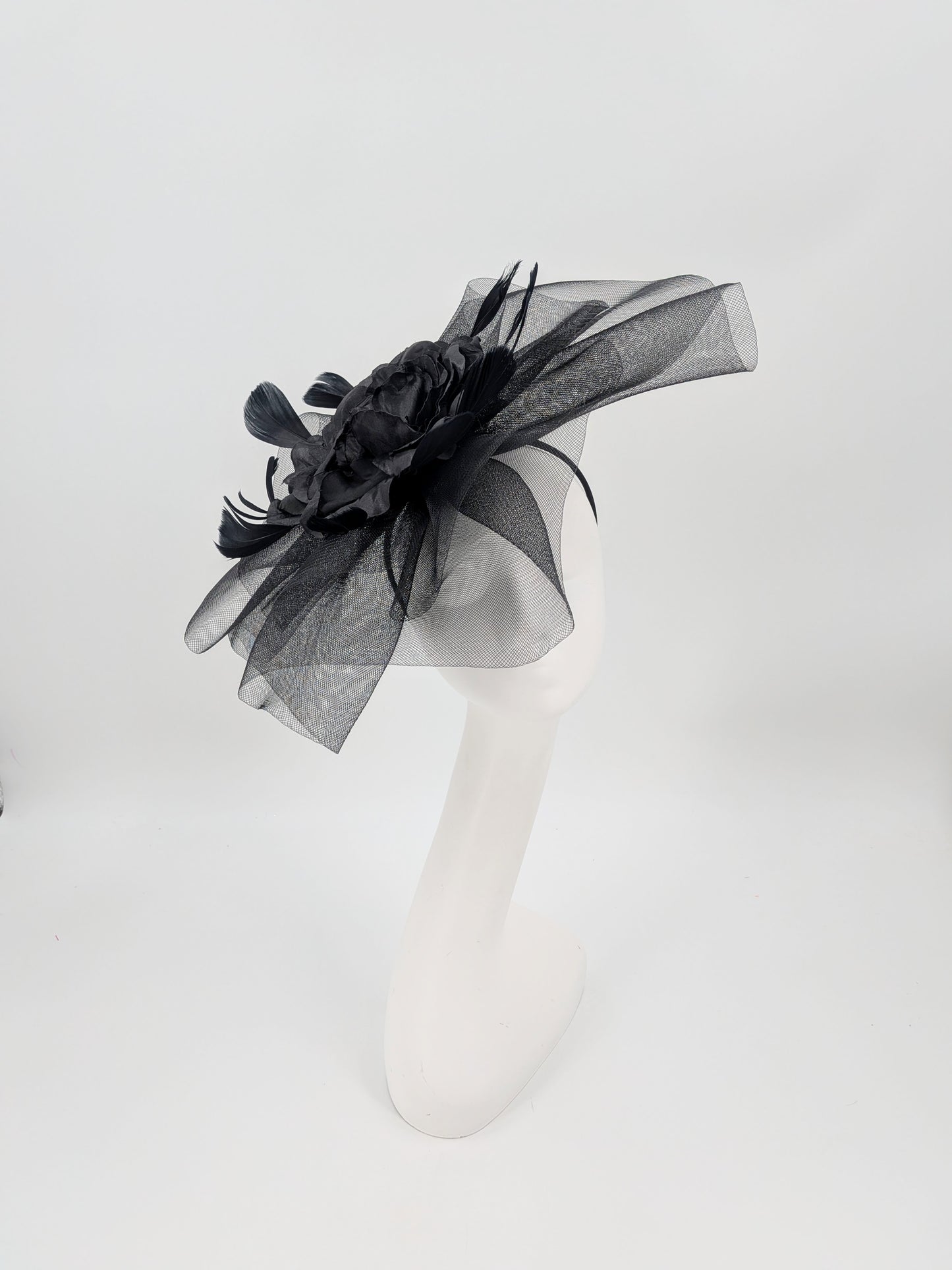 Hat Haven Millinery
Kentucky Derby hats
Kentucky Derby millinery
Derby hats for women
women’s Derby hats
luxury Kentucky Derby hats
custom Kentucky Derby hats
statement Derby hats
unique Derby hats
Derby day headpieces
Churchill Downs hats