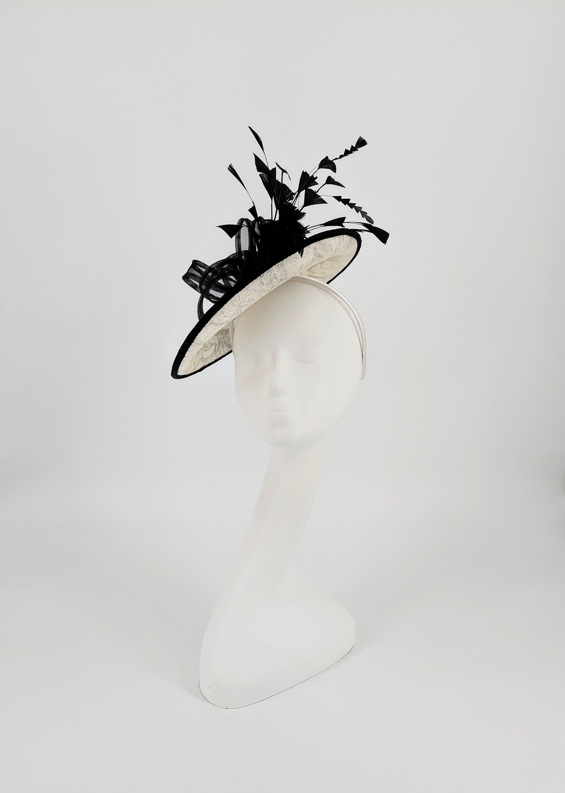 Hat Haven Millinery - Best Kentucky Derby hats, custom hats, hat maker, milliner, derby hats in Louisville, ladies hats, dress hats, church hats, men's hats, Kentucky Derby hats, hat store Louisville Kentucky.