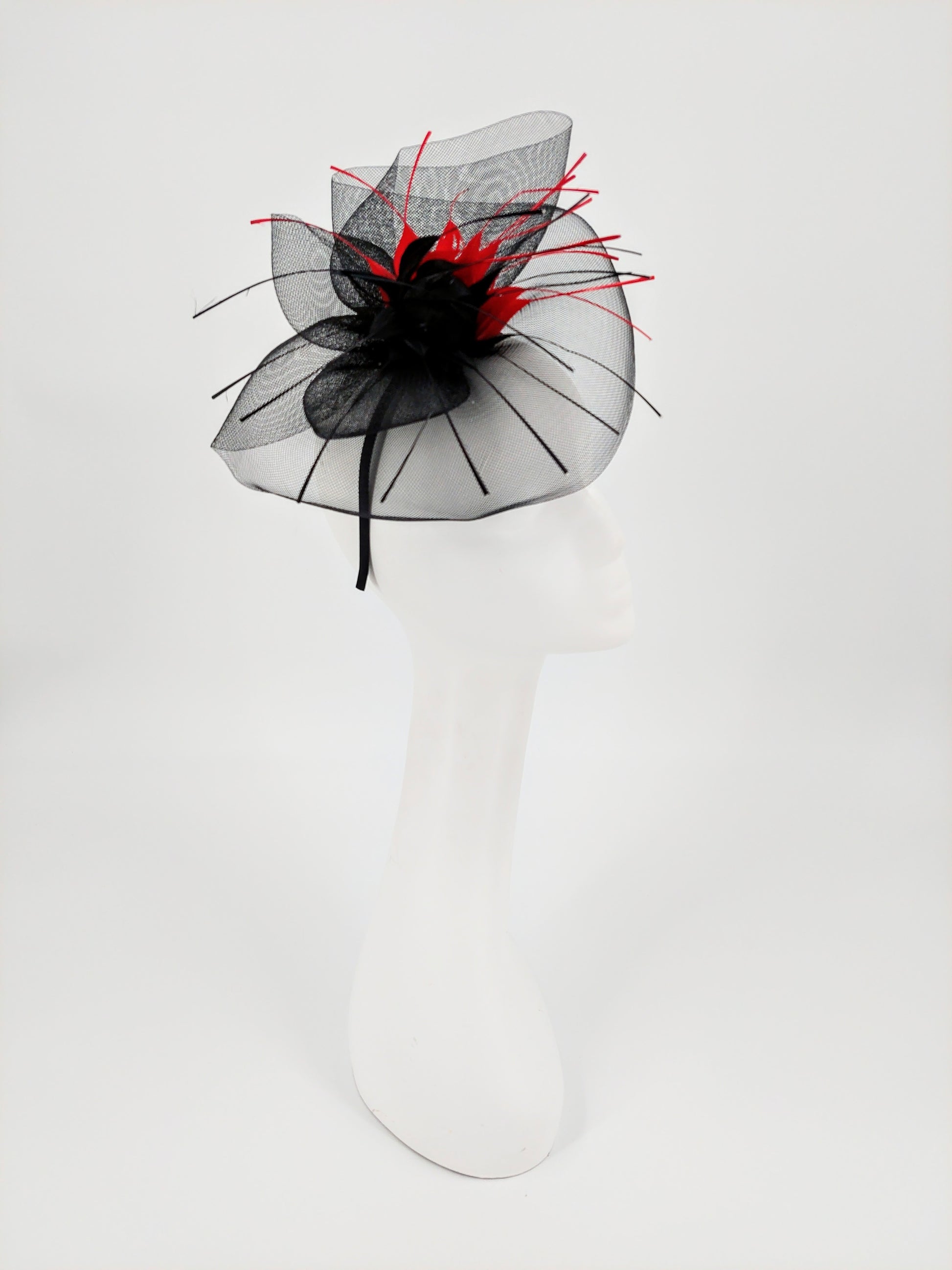 Hat Haven Millinery - Best Kentucky Derby hats, custom hats, hat maker, milliner, derby hats in Louisville, ladies hats, dress hats, church hats, men's hats, Kentucky Derby hats, hat store Louisville Kentucky.