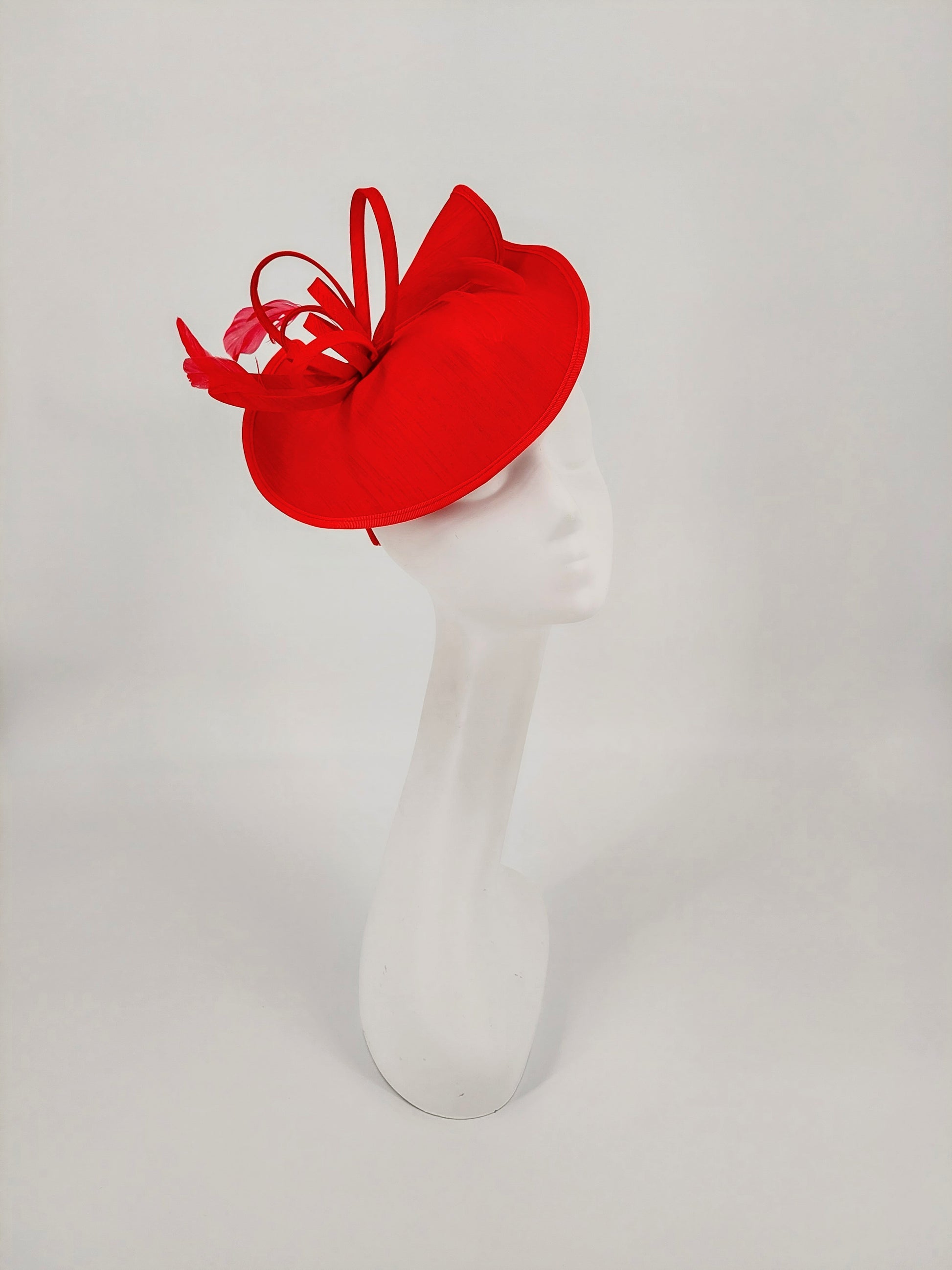 Hat Haven Millinery - Best Kentucky Derby hats, custom hats, hat maker, milliner, derby hats in Louisville, ladies hats, dress hats, church hats, men's hats, Kentucky Derby hats, hat store Louisville Kentucky.
