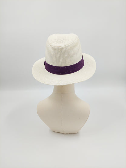 Hat Haven Millinery hat store in Louisville Kentucky, custom hat maker, miller, ladies dress hats, wedding hats, Kentucky Derby hats, fascinators, hatinators, men's hats, hat bands, Ascot hats, fashion on the field, race day hats.