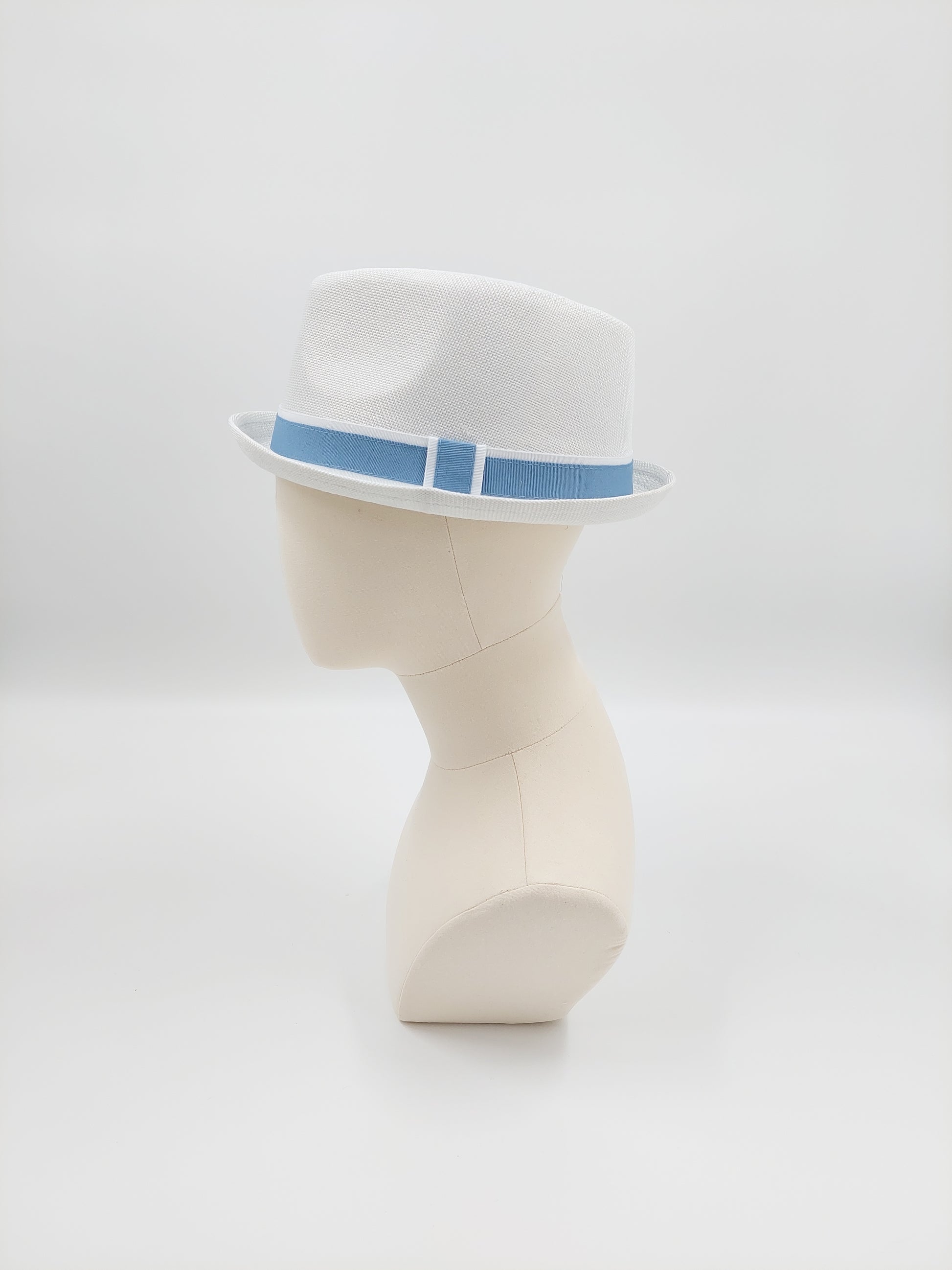 Hat Haven Millinery hat store in Louisville Kentucky, custom hat maker, miller, ladies dress hats, wedding hats, Kentucky Derby hats, fascinators, hatinators, men's hats, hat bands, Ascot hats, fashion on the field, race day hats.