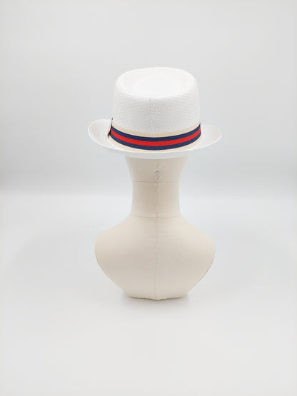 Hat Haven Millinery hat store in Louisville Kentucky, custom hat maker, miller, ladies dress hats, wedding hats, Kentucky Derby hats, fascinators, hatinators, men's hats, hat bands, Ascot hats, fashion on the field, race day hats.
