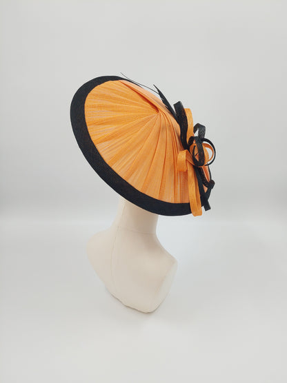 Hat Haven Millinery hat store in Louisville Kentucky, custom hat maker, miller, ladies dress hats, wedding hats, Kentucky Derby hats, fascinators, hatinators, men's hats, hat bands, Ascot hats, fashion on the field, race day hats.