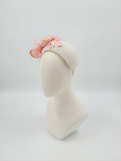 Hat Haven Millinery hat store in Louisville Kentucky, custom hat maker, miller, ladies dress hats, wedding hats, Kentucky Derby hats, fascinators, hatinators, men's hats, hat bands, Ascot hats, fashion on the field, race day hats.