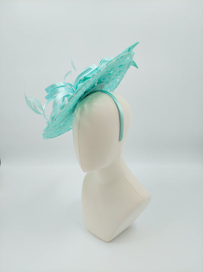 Hat Haven Millinery hat store in Louisville Kentucky, custom hat maker, miller, ladies dress hats, wedding hats, Kentucky Derby hats, fascinators, hatinators, men's hats, hat bands, Ascot hats, fashion on the field, race day hats.