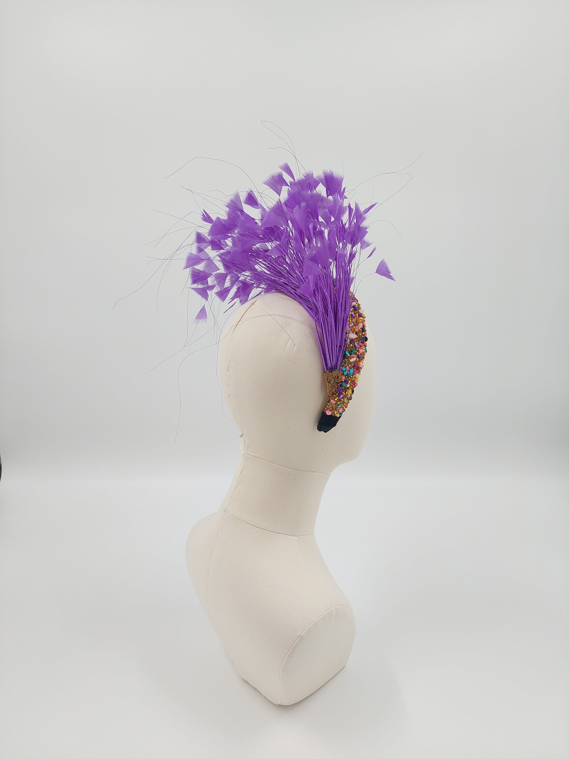 Hat Haven Millinery hat store in Louisville Kentucky, custom hat maker, miller, ladies dress hats, wedding hats, Kentucky Derby hats, fascinators, hatinators, men's hats, hat bands, Ascot hats, fashion on the field, race day hats.
