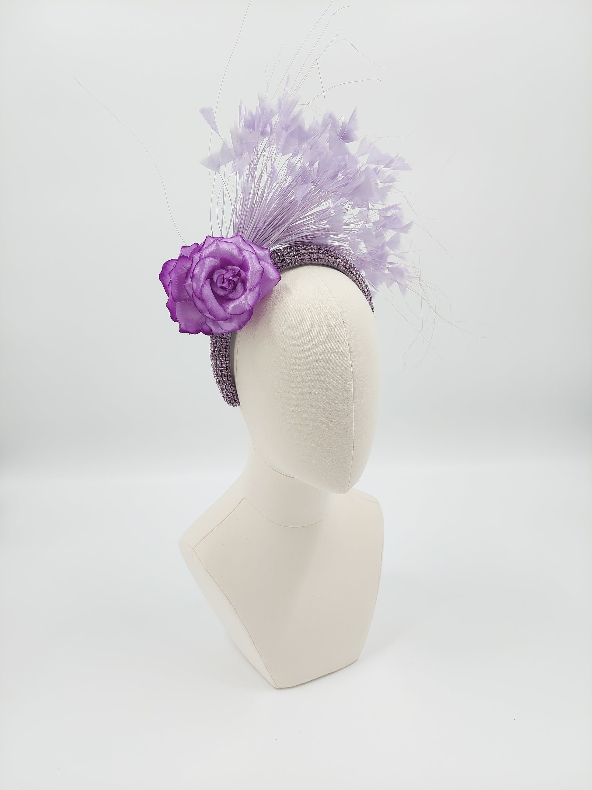 Hat Haven Millinery hat store in Louisville Kentucky, custom hat maker, miller, ladies dress hats, wedding hats, Kentucky Derby hats, fascinators, hatinators, men's hats, hat bands, Ascot hats, fashion on the field, race day hats.