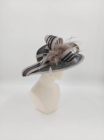 Hat Haven Millinery hat store in Louisville Kentucky, custom hat maker, miller, ladies dress hats, wedding hats, Kentucky Derby hats, fascinators, hatinators, men's hats, hat bands, Ascot hats, fashion on the field, race day hats.