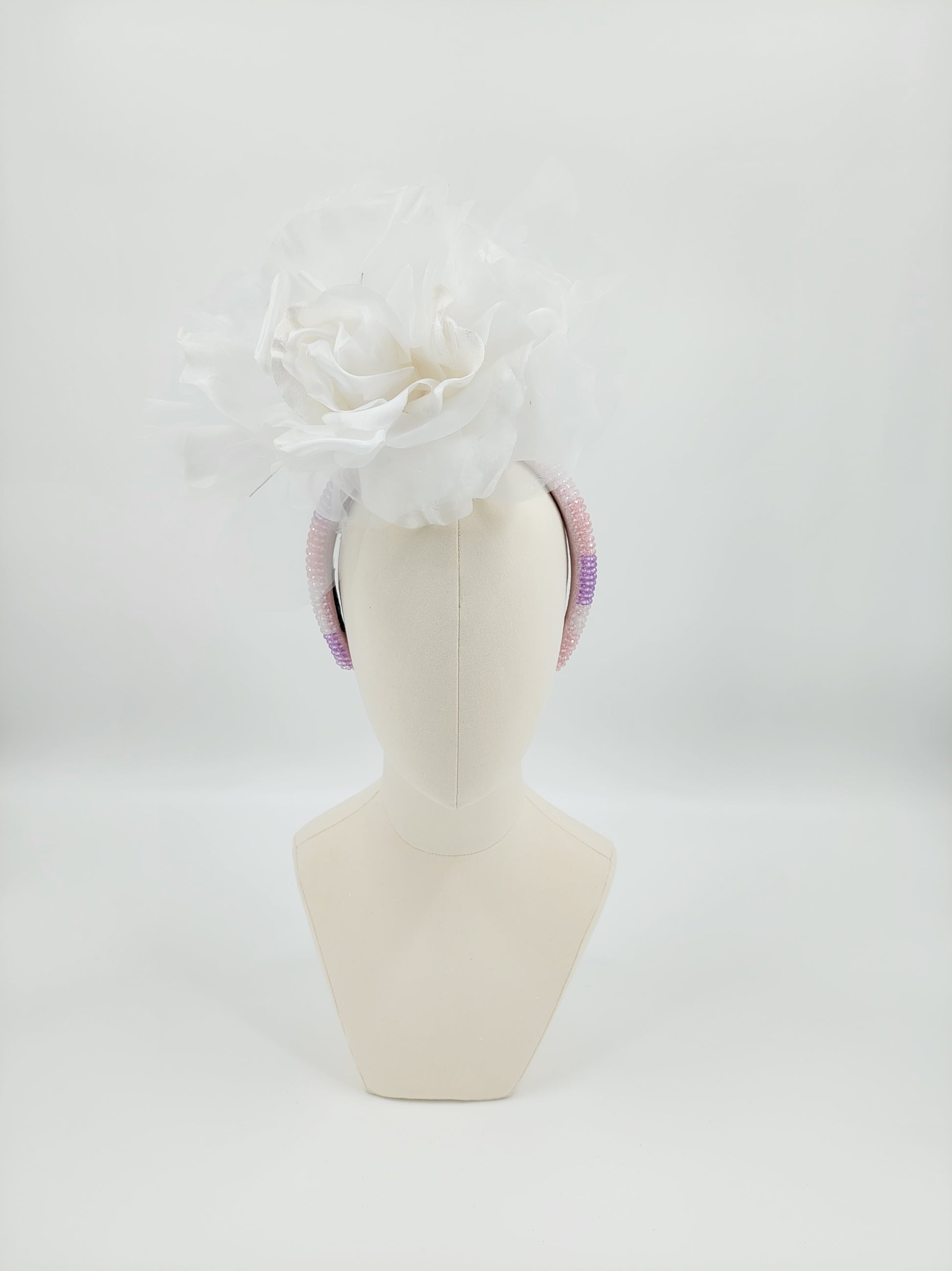 Hat Haven Millinery hat store in Louisville Kentucky, custom hat maker, miller, ladies dress hats, wedding hats, Kentucky Derby hats, fascinators, hatinators, men's hats, hat bands, Ascot hats, fashion on the field, race day hats.