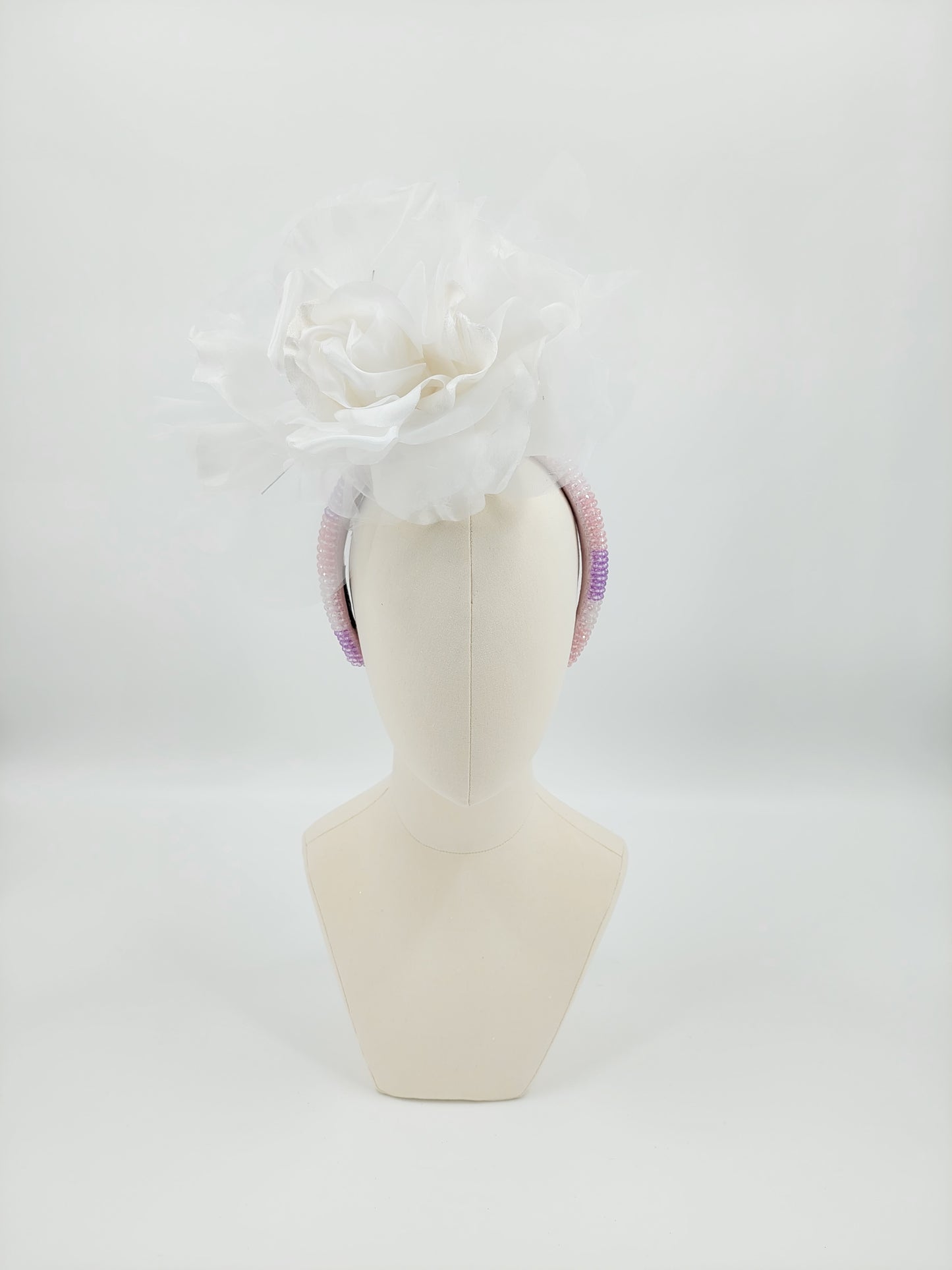 Hat Haven Millinery hat store in Louisville Kentucky, custom hat maker, miller, ladies dress hats, wedding hats, Kentucky Derby hats, fascinators, hatinators, men's hats, hat bands, Ascot hats, fashion on the field, race day hats.
