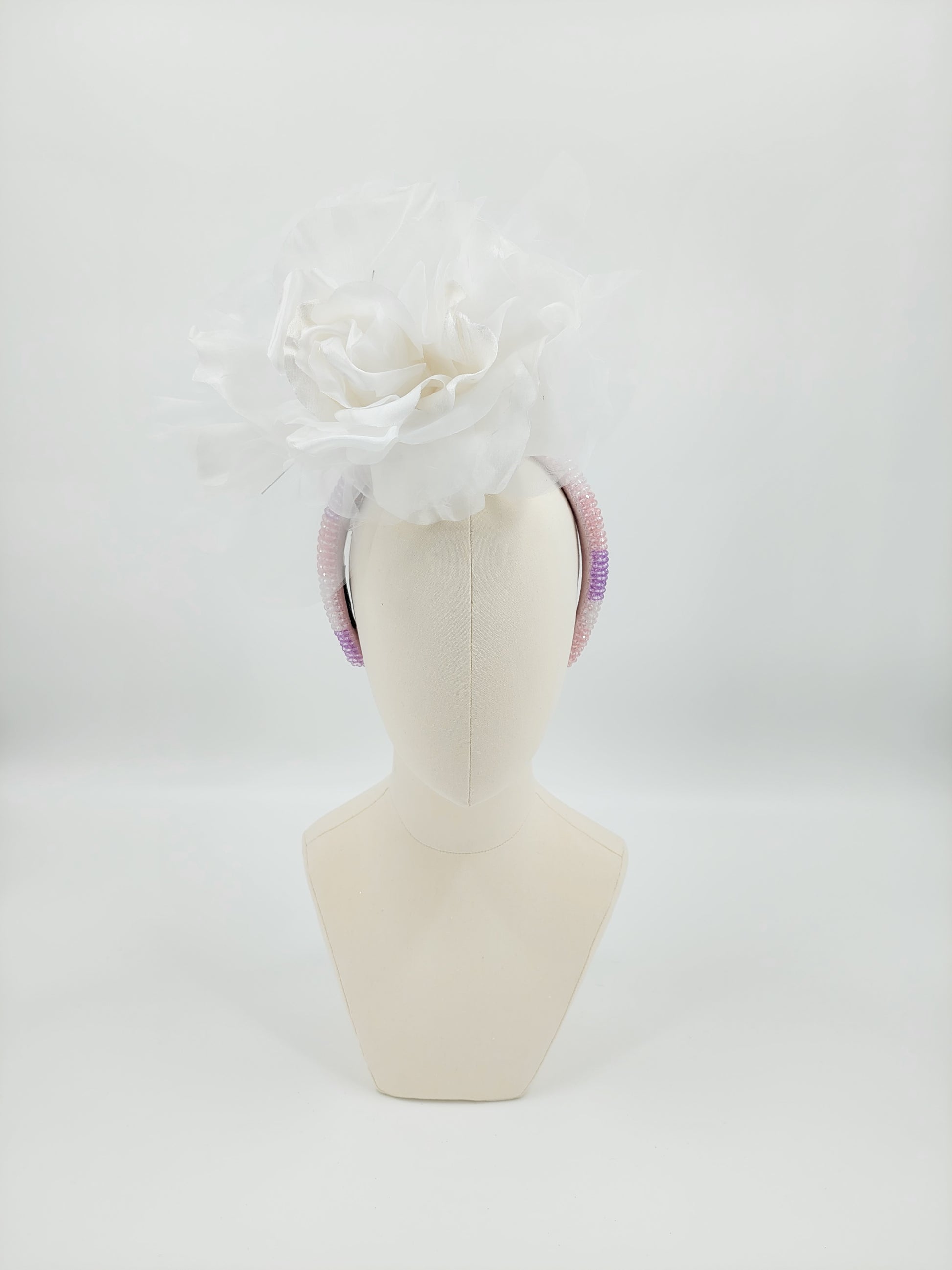 Hat Haven Millinery hat store in Louisville Kentucky, custom hat maker, miller, ladies dress hats, wedding hats, Kentucky Derby hats, fascinators, hatinators, men's hats, hat bands, Ascot hats, fashion on the field, race day hats.