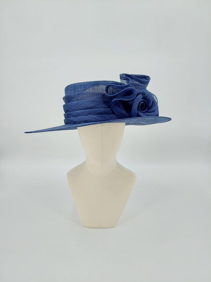 Hat Haven Millinery hat store in Louisville Kentucky, custom hat maker, miller, ladies dress hats, wedding hats, Kentucky Derby hats, fascinators, hatinators, men's hats, hat bands, Ascot hats, fashion on the field, race day hats.