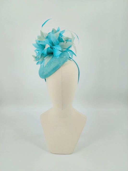 Hat Haven Millinery hat store in Louisville Kentucky, custom hat maker, miller, ladies dress hats, wedding hats, Kentucky Derby hats, fascinators, hatinators, men's hats, hat bands, Ascot hats, fashion on the field, race day hats.