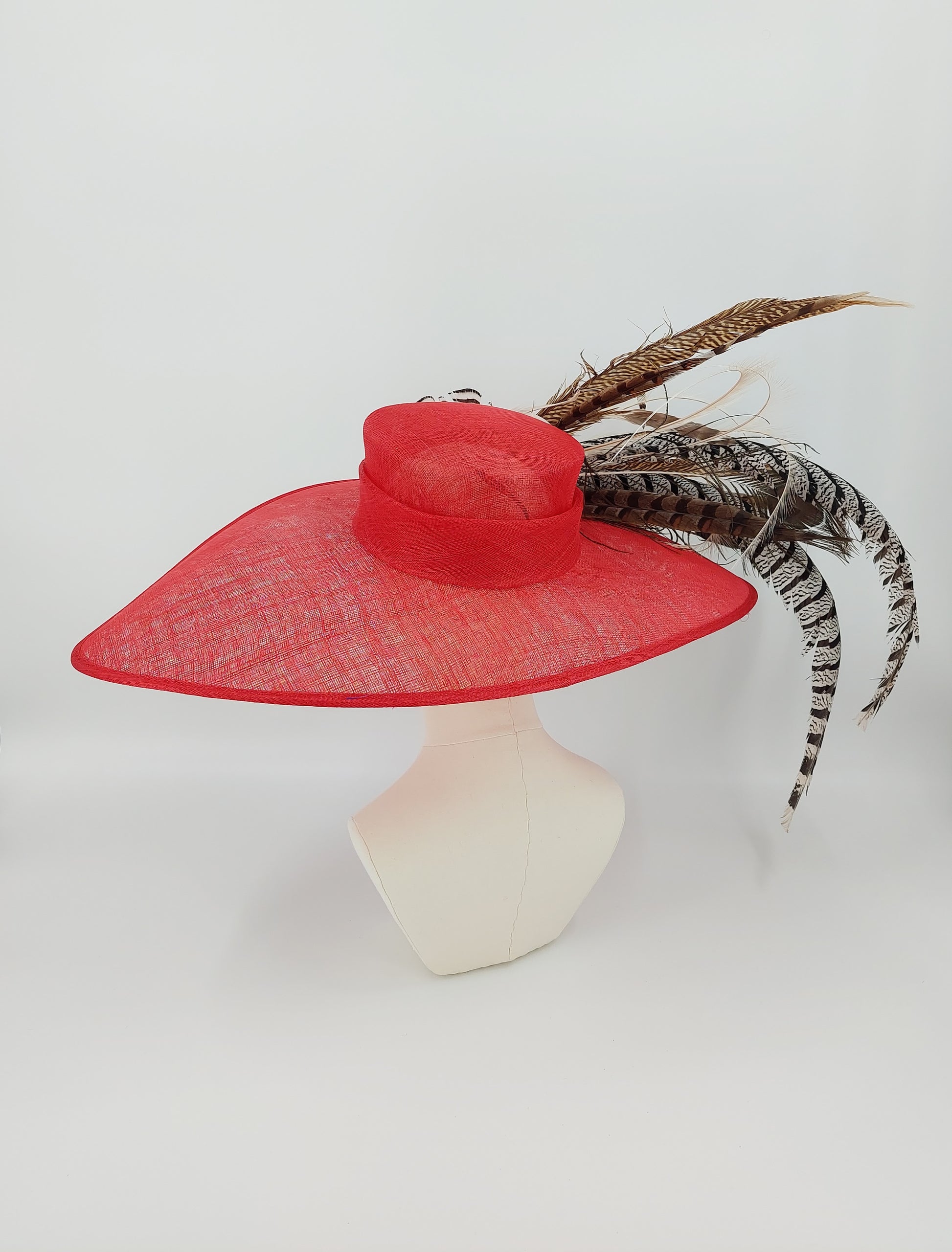 Hat Haven Millinery hat store in Louisville Kentucky, custom hat maker, miller, ladies dress hats, wedding hats, Kentucky Derby hats, fascinators, hatinators, men's hats, hat bands, Ascot hats, fashion on the field, race day hats.