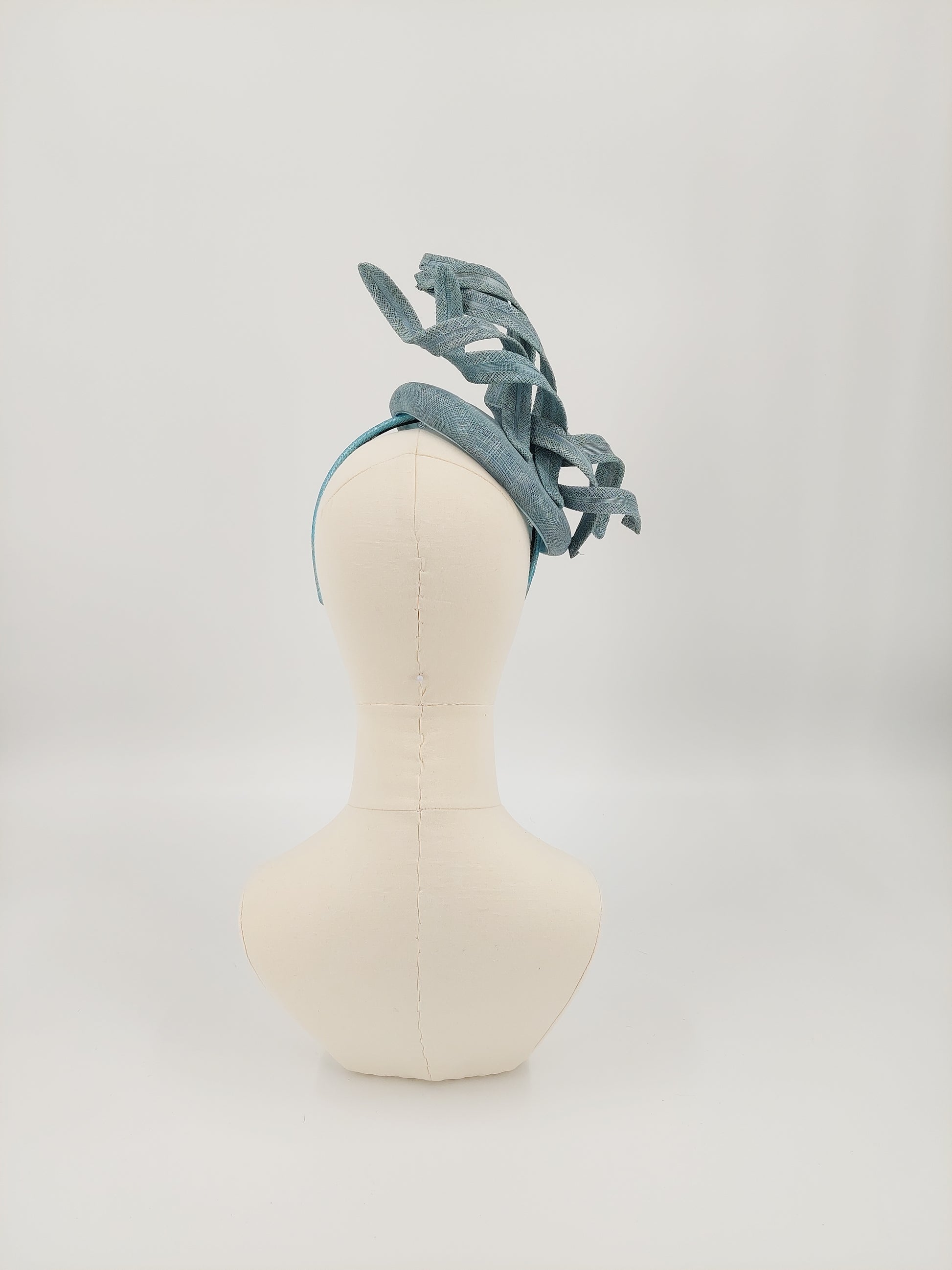 Hat Haven Millinery hat store in Louisville Kentucky, custom hat maker, miller, ladies dress hats, wedding hats, Kentucky Derby hats, fascinators, hatinators, men's hats, hat bands, Ascot hats, fashion on the field, race day hats.