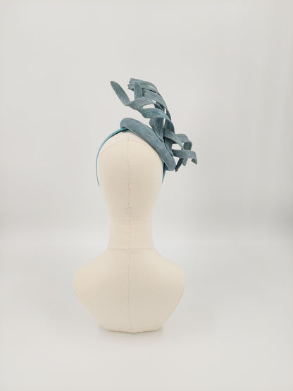 Hat Haven Millinery hat store in Louisville Kentucky, custom hat maker, miller, ladies dress hats, wedding hats, Kentucky Derby hats, fascinators, hatinators, men's hats, hat bands, Ascot hats, fashion on the field, race day hats.