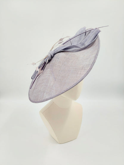 Hat Haven Millinery hat store in Louisville Kentucky, custom hat maker, miller, ladies dress hats, wedding hats, Kentucky Derby hats, fascinators, hatinators, men's hats, hat bands, Ascot hats, fashion on the field, race day hats.