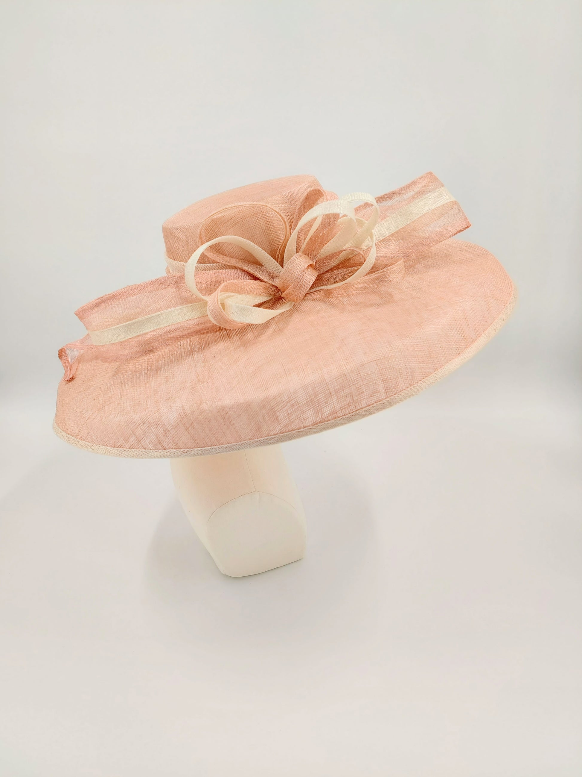 Hat Haven Millinery hat store in Louisville Kentucky, custom hat maker, miller, ladies dress hats, wedding hats, Kentucky Derby hats, fascinators, hatinators, men's hats, hat bands, Ascot hats, fashion on the field, race day hats.
