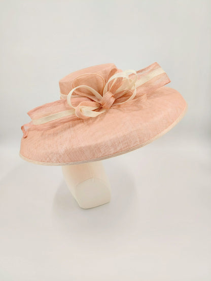 Hat Haven Millinery hat store in Louisville Kentucky, custom hat maker, miller, ladies dress hats, wedding hats, Kentucky Derby hats, fascinators, hatinators, men's hats, hat bands, Ascot hats, fashion on the field, race day hats.