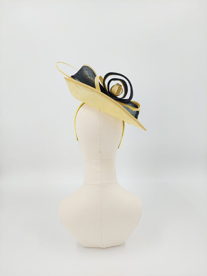 Hat Haven Millinery hat store in Louisville Kentucky, custom hat maker, miller, ladies dress hats, wedding hats, Kentucky Derby hats, fascinators, hatinators, men's hats, hat bands, Ascot hats, fashion on the field, race day hats.