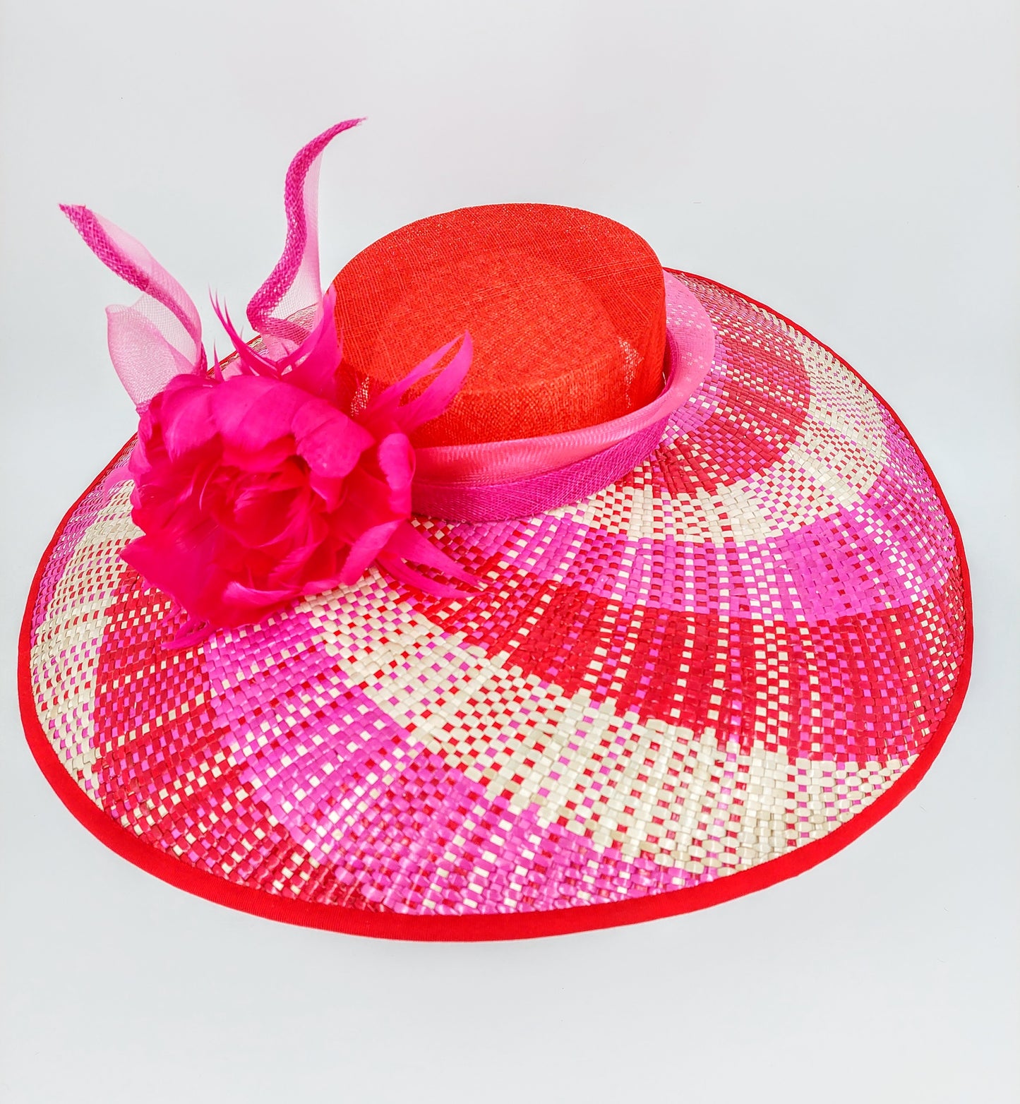 Hat Haven Millinery - Custom hats and fascinators in Louisville, Kentucky. Kentucky Derby hats, dress hats, church hats, wedding hats, men's hats.