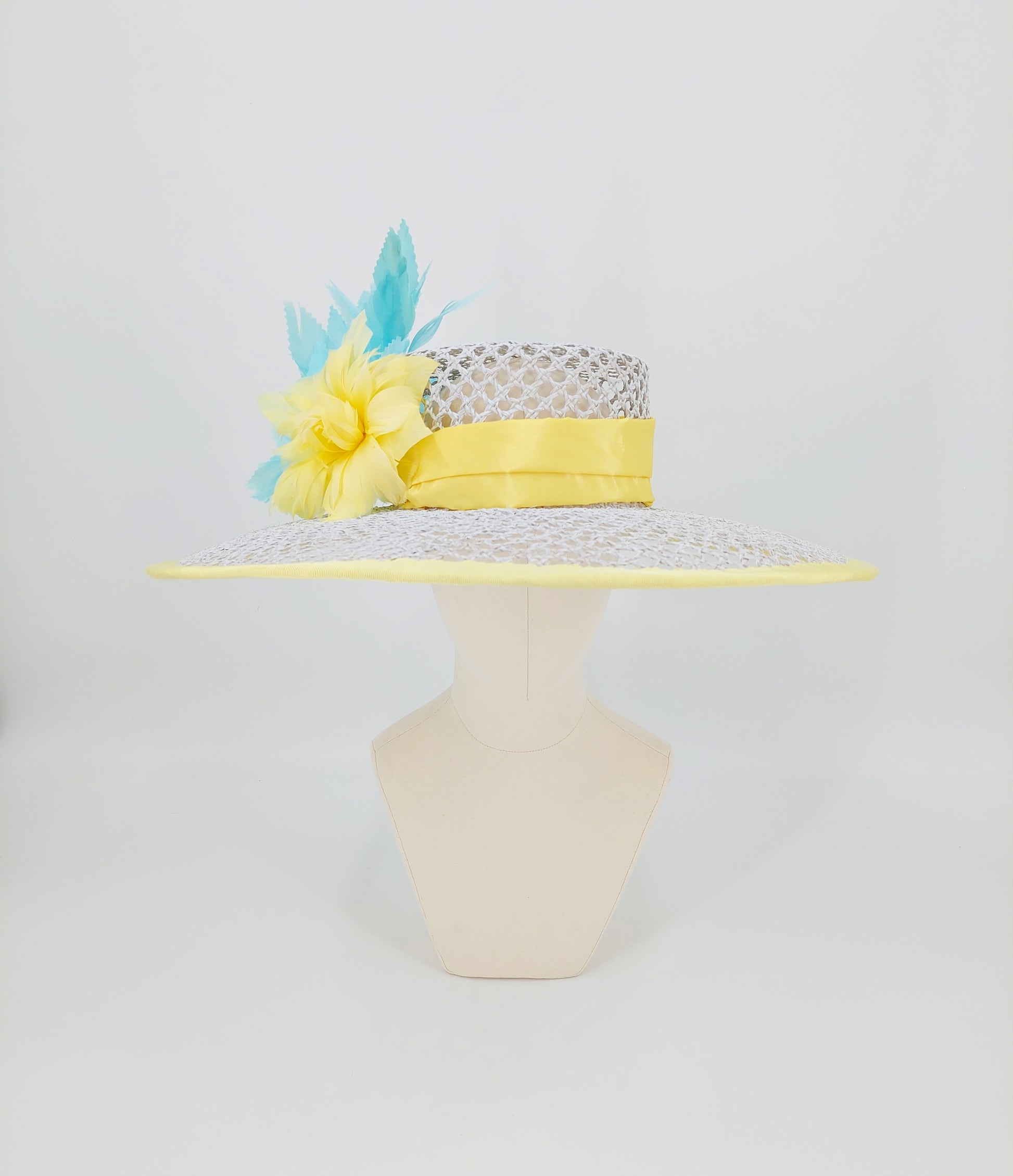Hat Haven Millinery - Custom Kentucky Derby Hats & Fascinators in Louisville, Kentucky.
