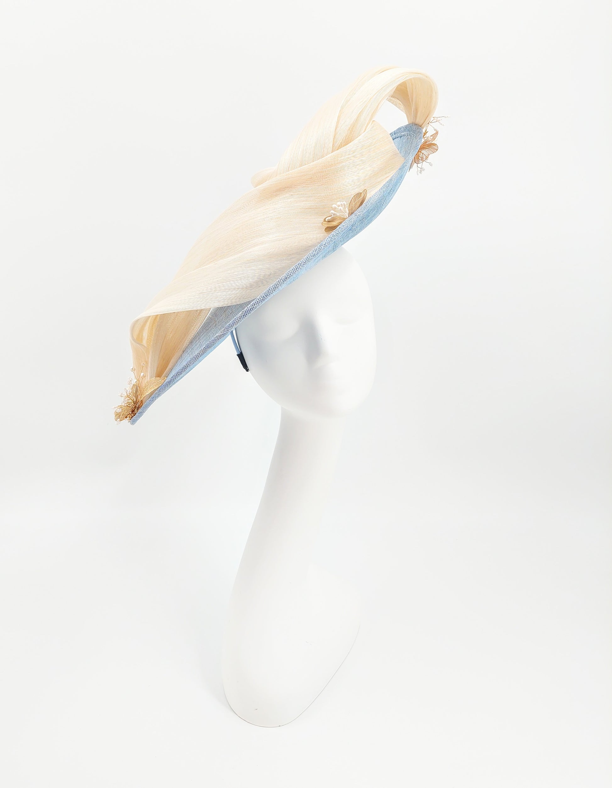 Hat Haven - Milliner hat maker in Louisville, Kentucky. Custom hats and fascinators. Kentucky Derby hat.