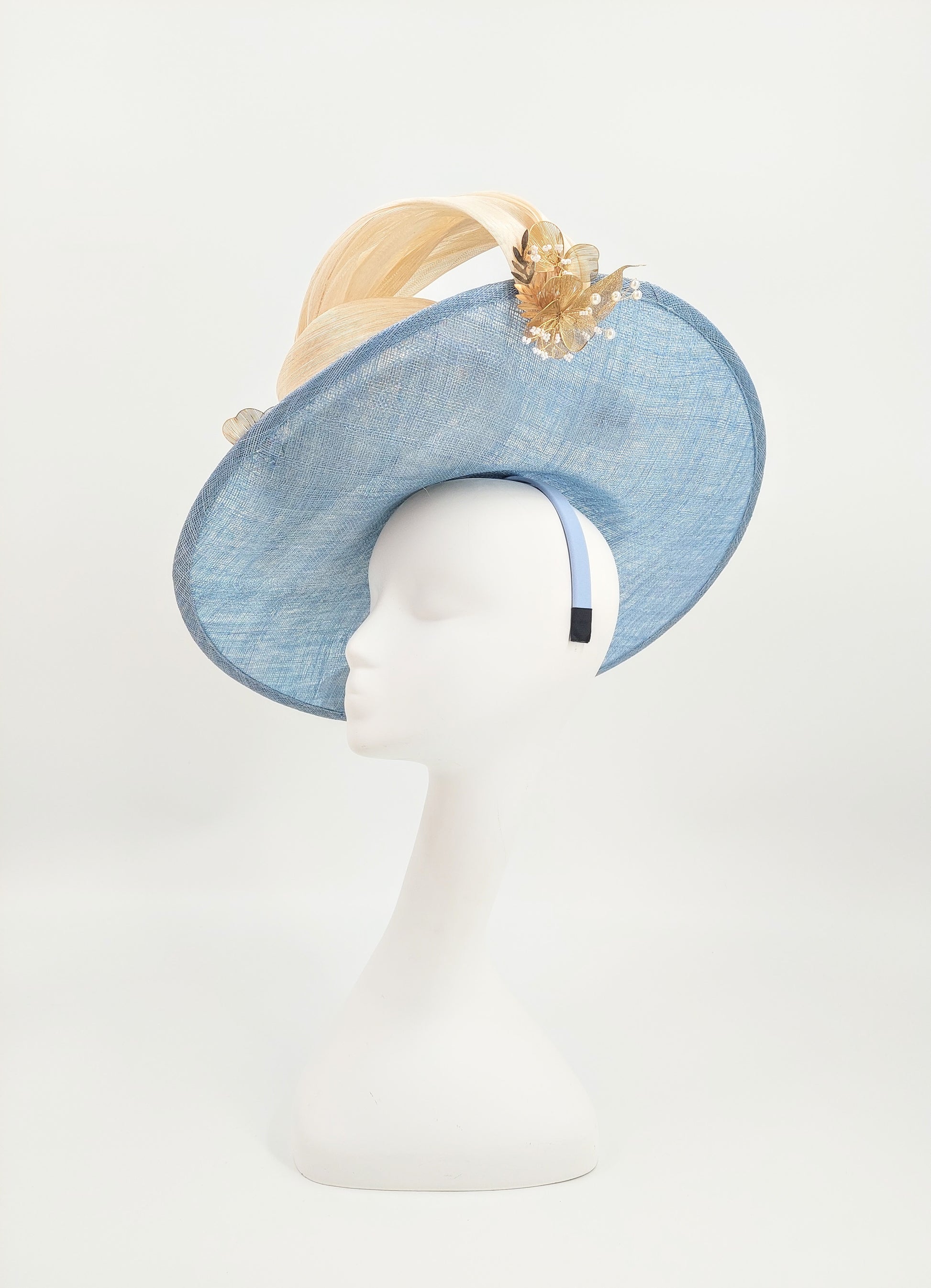 Hat Haven - Milliner hat maker in Louisville, Kentucky. Custom hats and fascinators. Kentucky Derby hat.