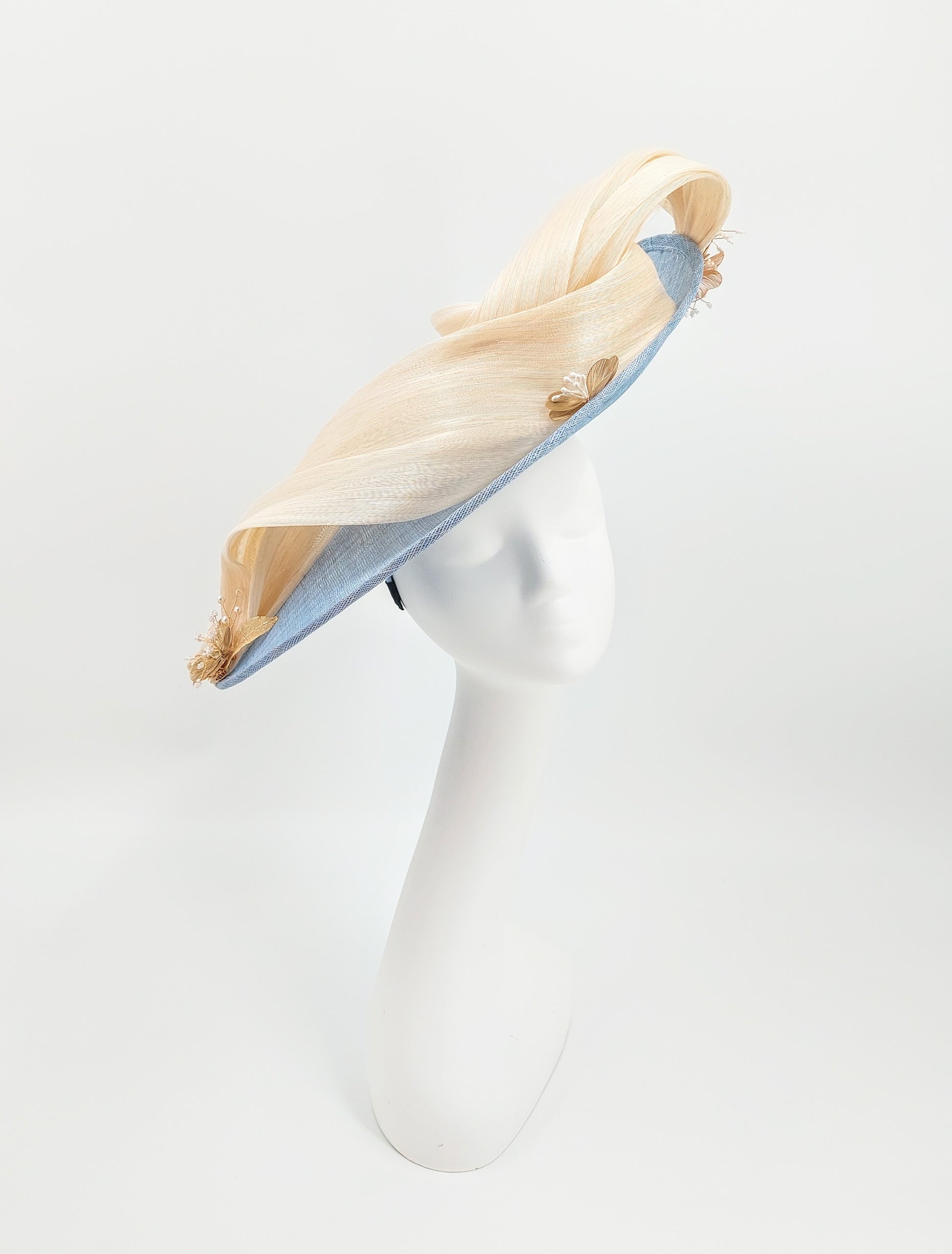 Hat Haven - Milliner hat maker in Louisville, Kentucky. Custom hats and fascinators. Kentucky Derby hat.