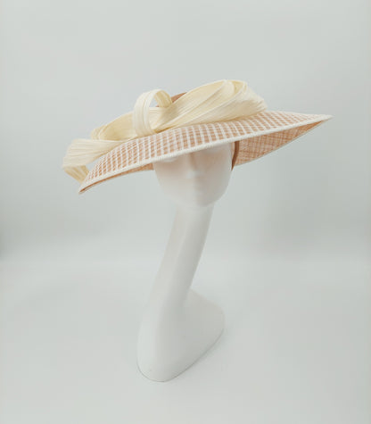 Hat Haven Millinery - An Official Milliner of the Kentucky Derby Museum. Hand made Kentucky Derby Hats & Fascinators. Visit of  pop up shop at the Hyatt Regency during Derby week.