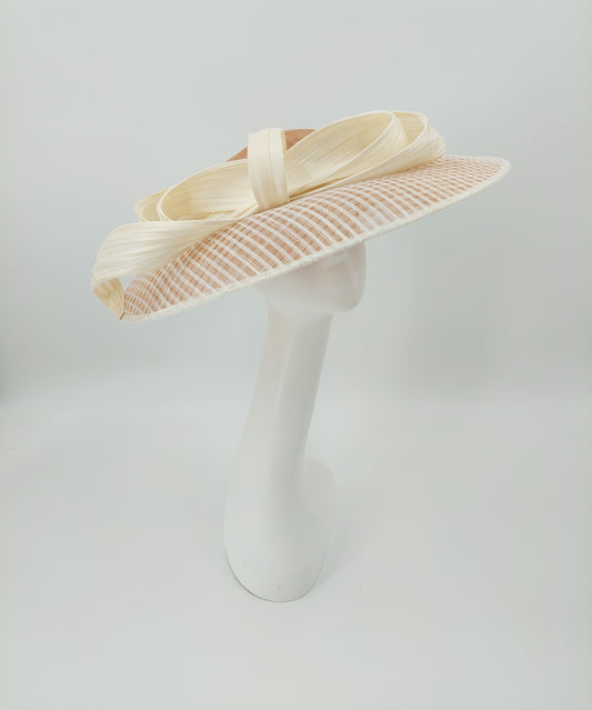 Hat Haven Millinery - An Official Milliner of the Kentucky Derby Museum. Hand made Kentucky Derby Hats & Fascinators. Visit of  pop up shop at the Hyatt Regency during Derby week.