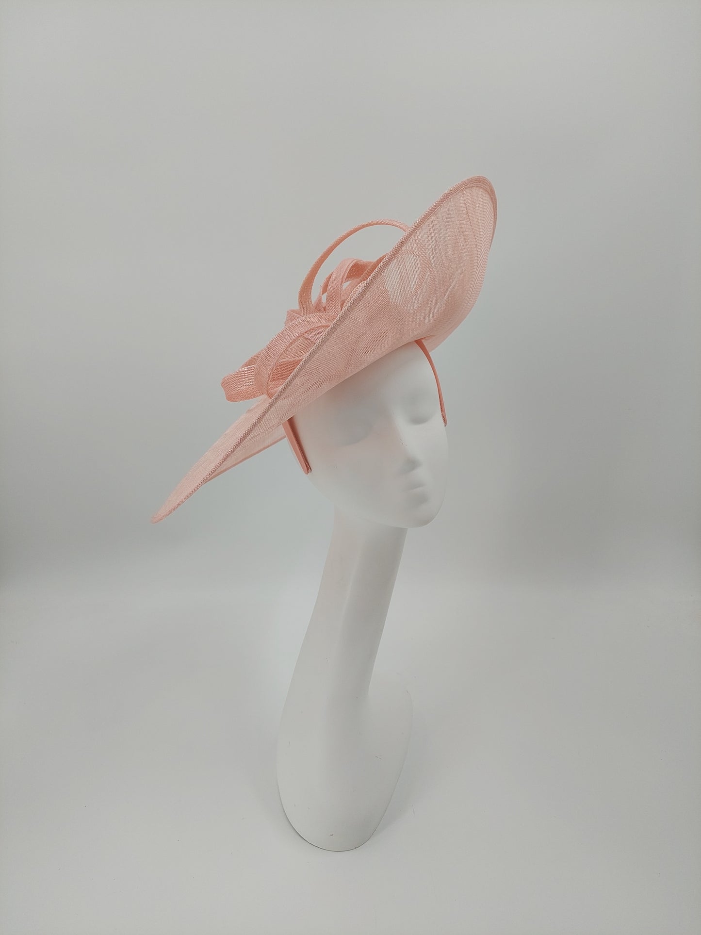 Hat Haven Millinery - An Official Milliner of the Kentucky Derby Museum. Hand made Kentucky Derby Hats & Fascinators. Visit of  pop up shop at the Hyatt Regency during Derby week.