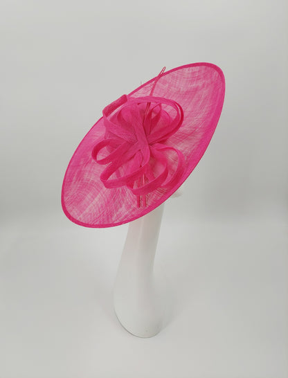 Hat Haven Millinery - An Official Milliner of the Kentucky Derby Museum. Hand made Kentucky Derby Hats & Fascinators. Visit of  pop up shop at the Hyatt Regency during Derby week.