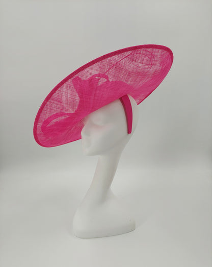 Hat Haven Millinery - An Official Milliner of the Kentucky Derby Museum. Hand made Kentucky Derby Hats & Fascinators. Visit of  pop up shop at the Hyatt Regency during Derby week.