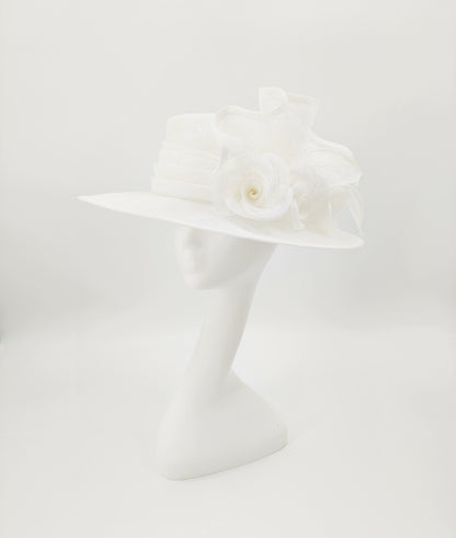 Hat Haven Millinery - An Official Milliner of the Kentucky Derby Museum. Hand made Kentucky Derby Hats & Fascinators. Visit of  pop up shop at the Hyatt Regency during Derby week.
