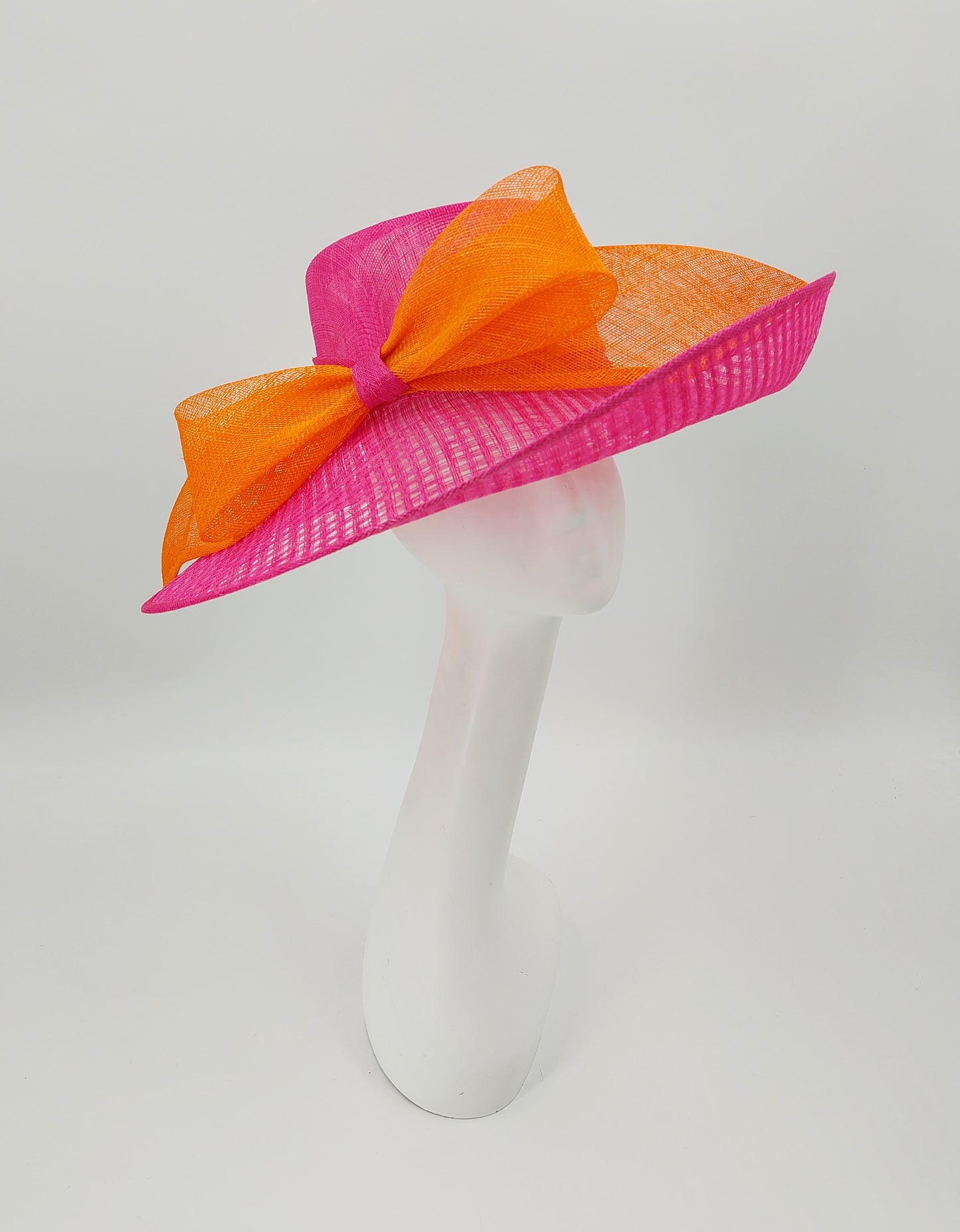 Hat Haven Millinery - An Official Milliner of the Kentucky Derby Museum. Hand made Kentucky Derby Hats & Fascinators. Visit of  pop up shop at the Hyatt Regency during Derby week.