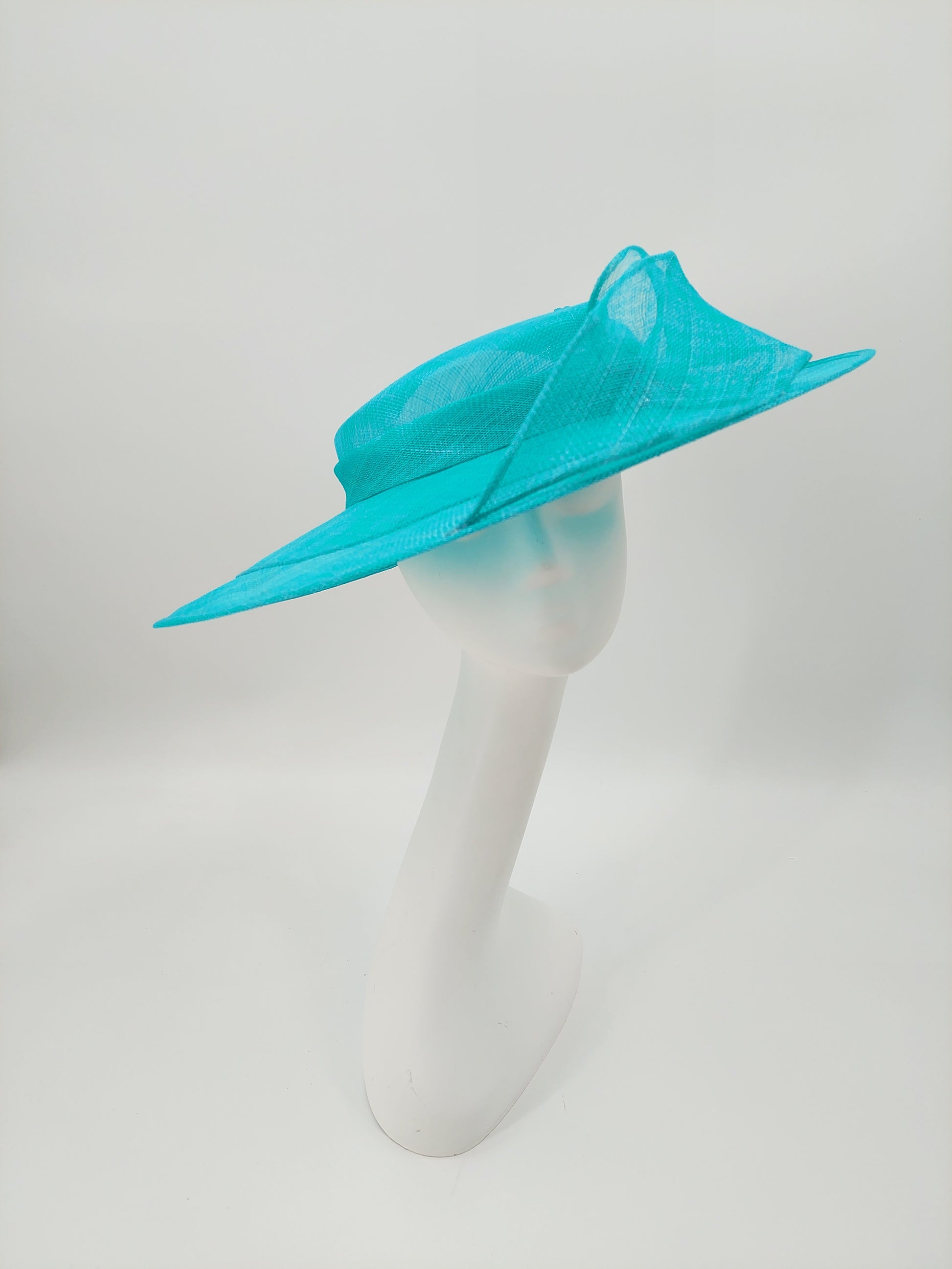 Hat Haven Millinery - Custom Kentucky Derby Hats and Fascinators. Official Milliner of the Kentucky Derby Museum. Featured in the Official Style Guide for the Kentucky Derby. Visit our pop up shop at the Hyatt Regency in downtown Louisville.