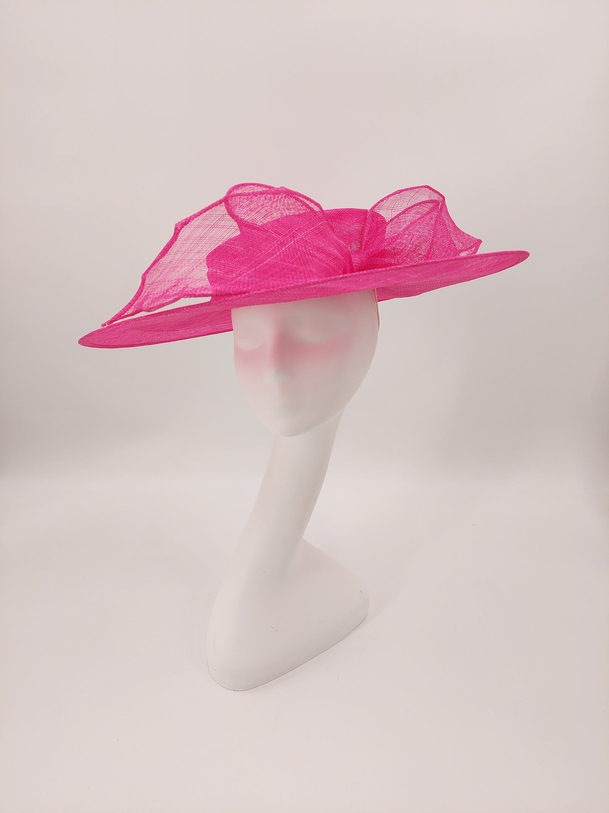 Hat Haven Millinery - Custom Kentucky Derby Hats and Fascinators. Official Milliner of the Kentucky Derby Museum. Featured in the Official Style Guide for the Kentucky Derby. Visit our pop up shop at the Hyatt Regency in downtown Louisville.