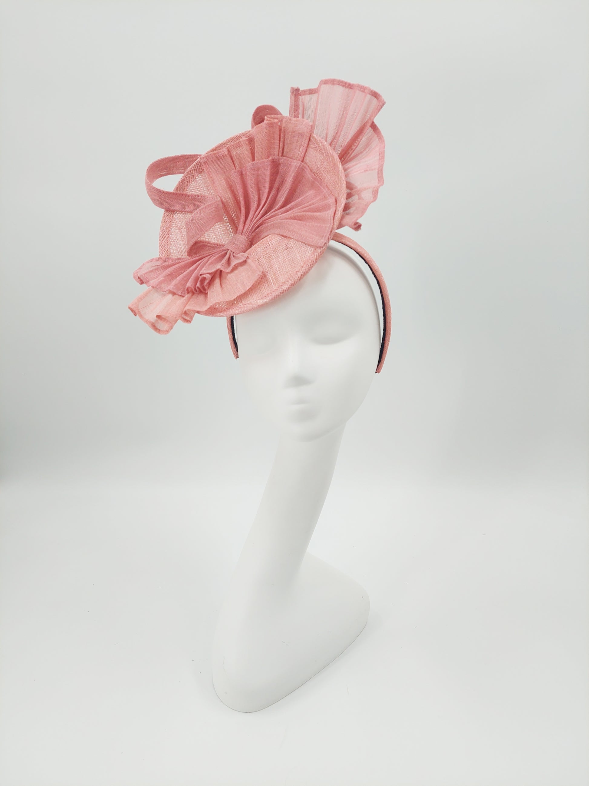 Hat Haven Millinery - Official Milliner of the Kentucky Derby Museum. Featured in the Official Style Guide for the Kentucky Derby. Ladies Derby hats, fascinators, men's hats, bridal headwear.