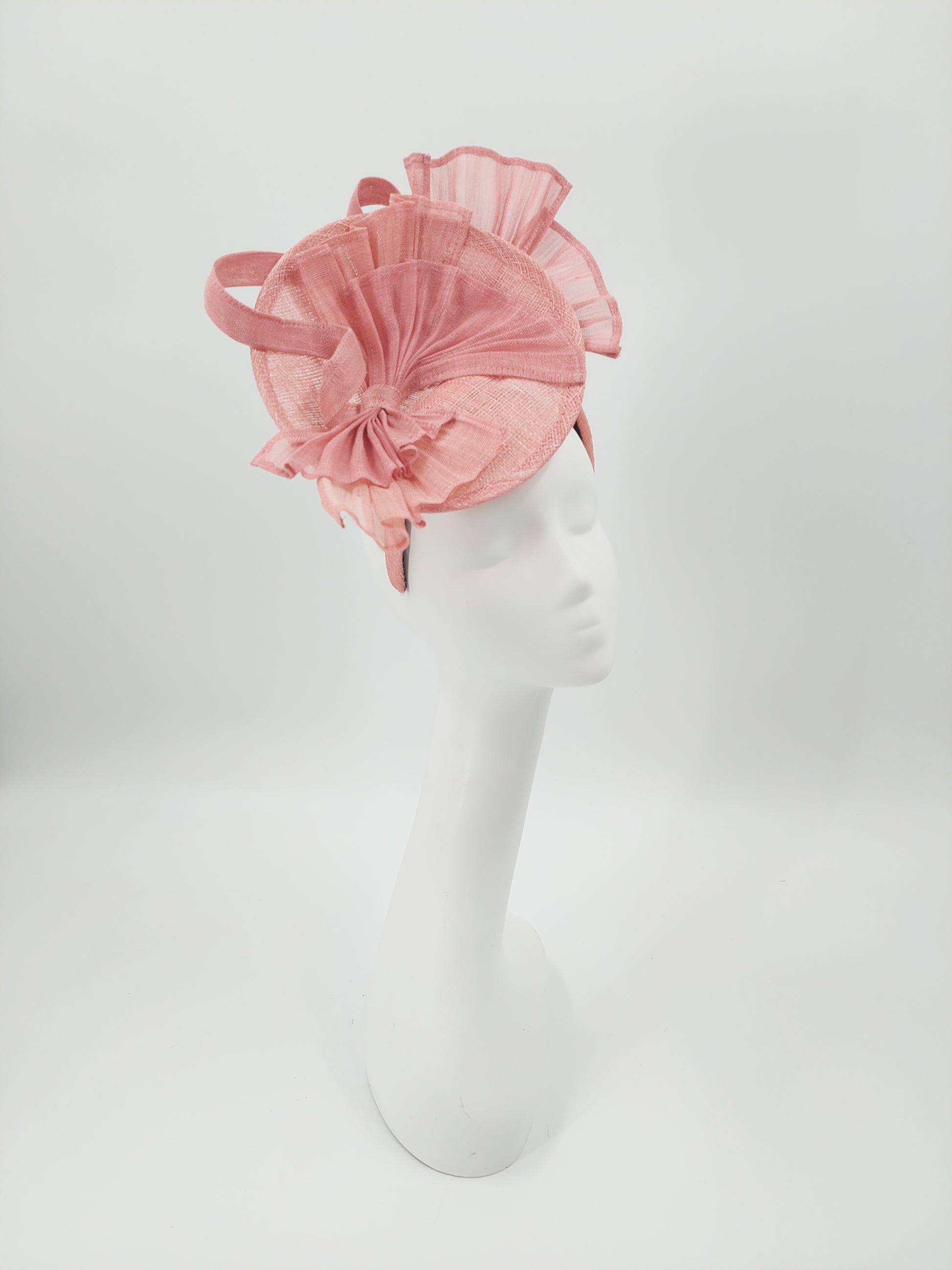 Hat Haven Millinery - Official Milliner of the Kentucky Derby Museum. Featured in the Official Style Guide for the Kentucky Derby. Ladies Derby hats, fascinators, men's hats, bridal headwear.