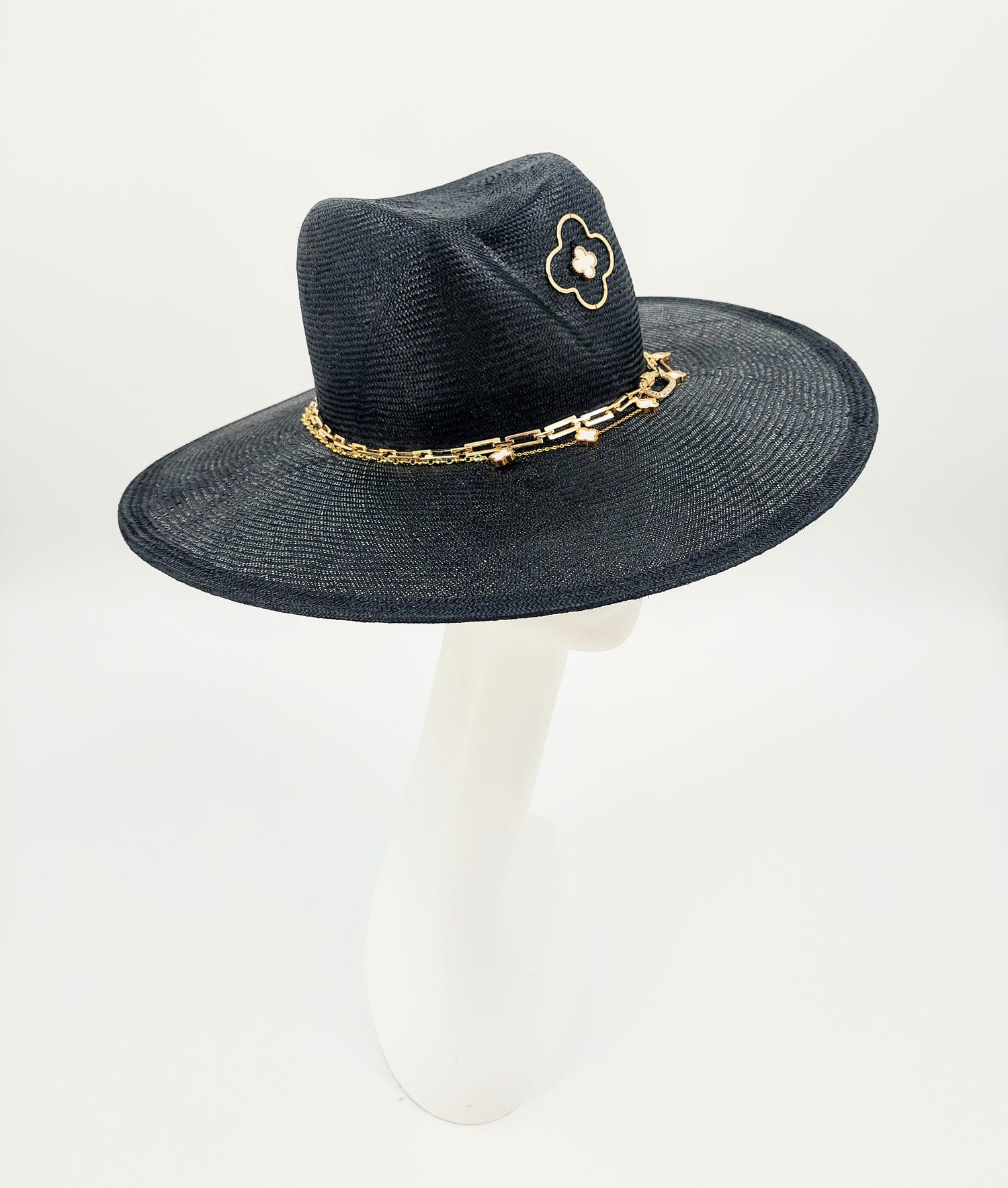 Shop custom Kentucky Derby hats at Hat Haven Millinery. Handcrafted designs, bold statements, and couture millinery made to stand out on race day.
