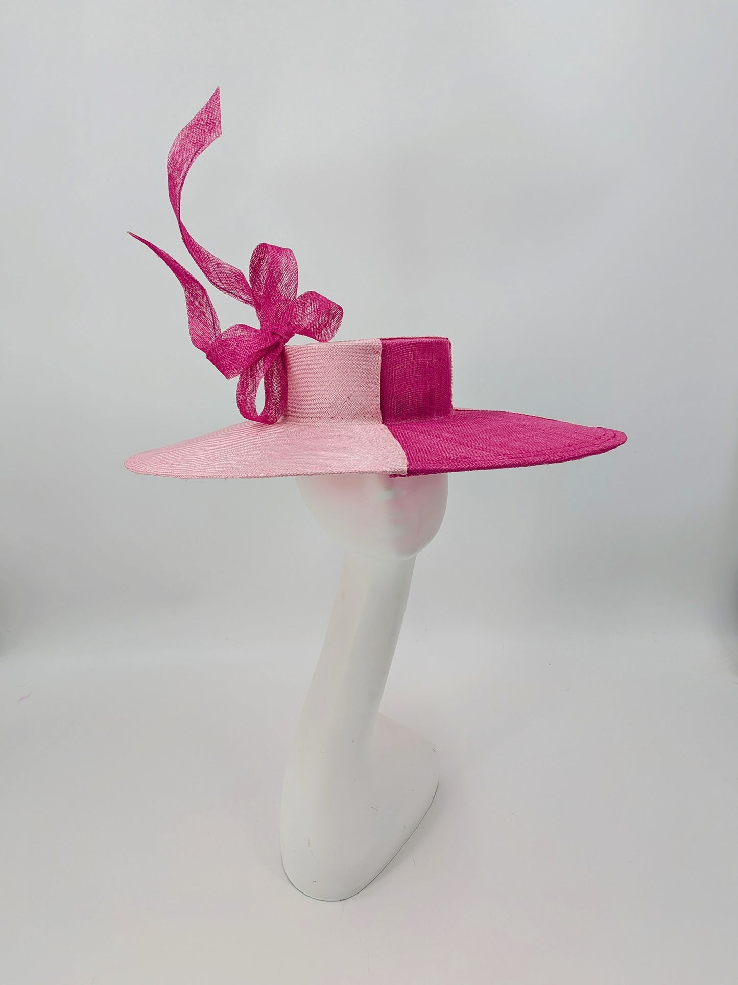 Hat Haven Millinery offers custom Kentucky Derby hats, handcrafted Derby millinery, luxury race-day headwear, and designer statement hats.