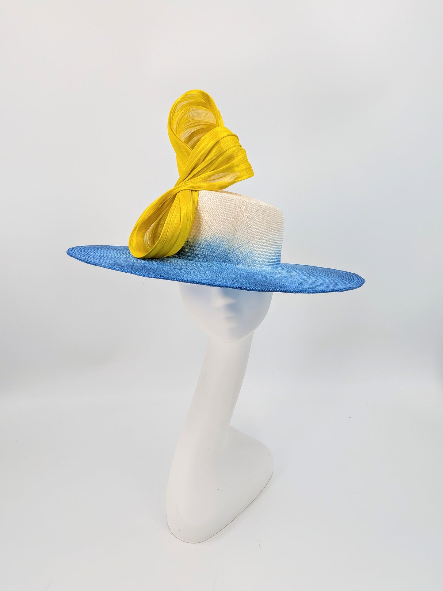 Hat Haven Millinery offers custom Kentucky Derby hats, handcrafted Derby millinery, luxury race-day headwear, and designer statement hats.