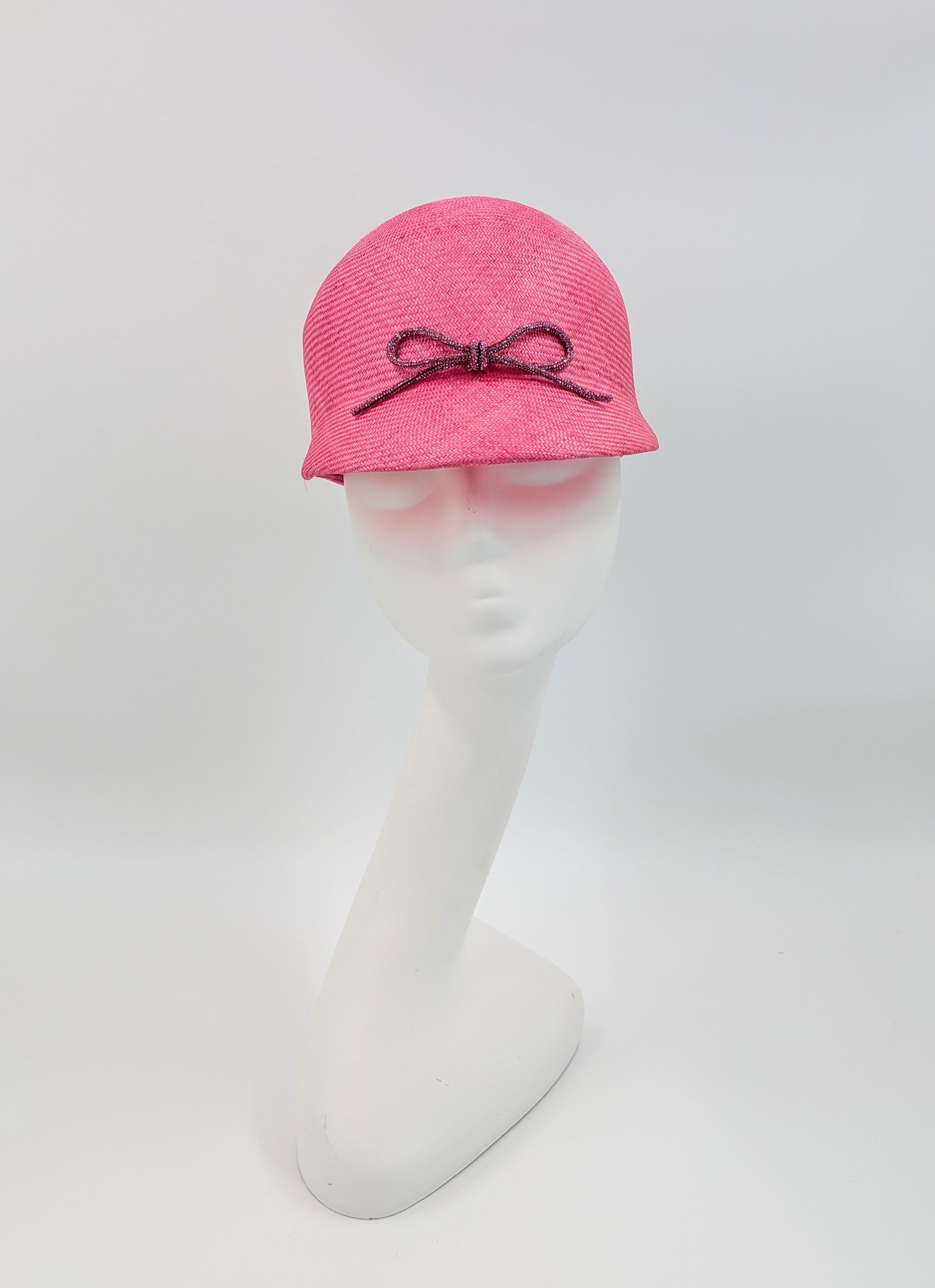 Hat Haven Millinery offers women’s Kentucky Derby hats, custom Derby hats, handcrafted millinery, luxury headwear, and statement race-day styles.
